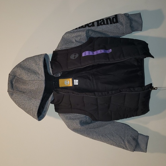 Timberland Boys Jacket with Hood and Lining inside. - Picture 7 of 7